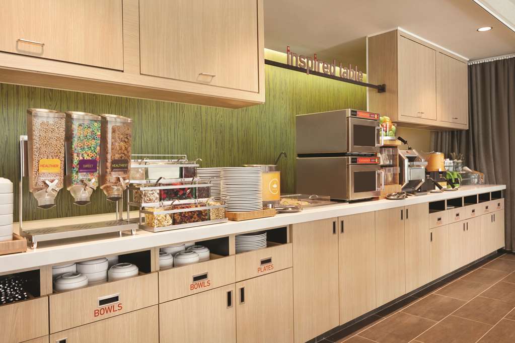 Home2 Suites By Hilton Warminster Horsham Restaurante foto